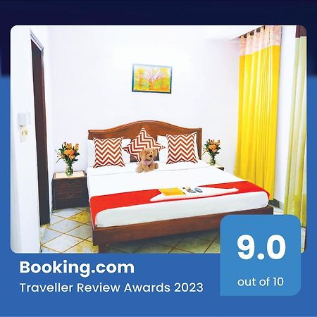 Roomshala 001 Iconic Residency นิวเดลี ภายนอก รูปภาพ